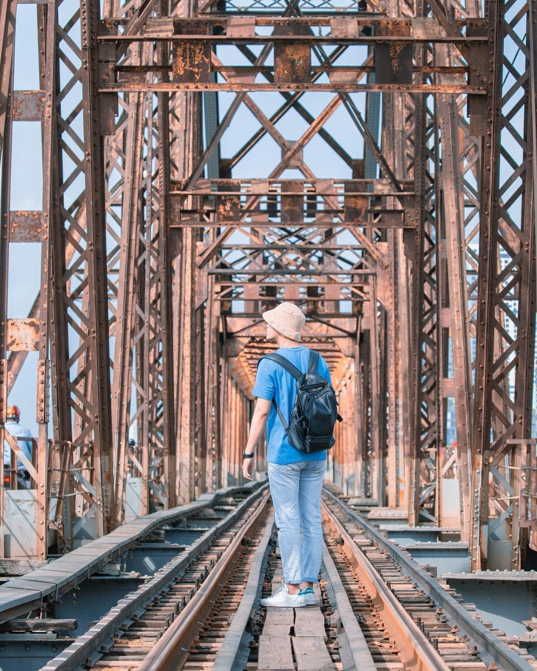 địa điểm chụp ảnh đẹp ở Hà Nội Cầu Long Biên