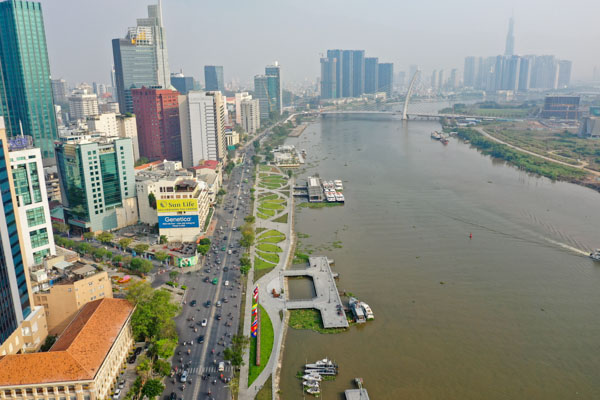 bến Bạch Đằng được biết đến là một trong những địa điểm du lịch nổi tiếng tại Sài Gòn