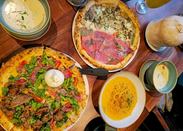 Khám phá Pizza kiểu Ý tại Pizza 4P's